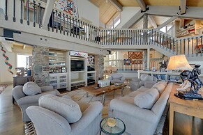 Cora Home w/ Mountain Views - Fishing On-site!