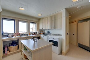 Cora Home w/ Mountain Views - Fishing On-site!