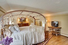12-acre Vacation Rental in the Berkshires!