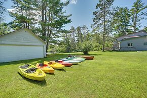Spacious Winter Retreat w/ River Access + Kayaks!