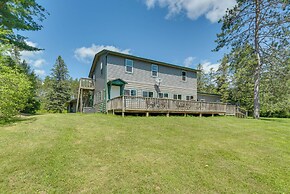 Spacious Winter Retreat w/ River Access + Kayaks!