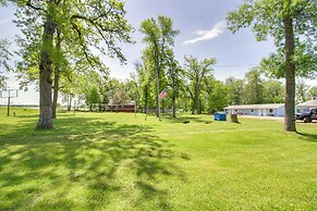 Boat + Fish on Mille Lacs Lake: Walleye Cabin