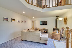 Charming Elko Home w/ Pool Table!