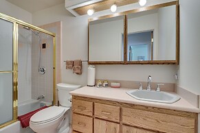 Charming Elko Home w/ Pool Table!