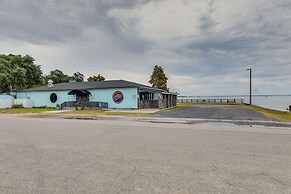 Bonneau Vacation Rental w/ Private Yard!