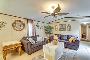 Bonneau Vacation Rental w/ Private Yard!