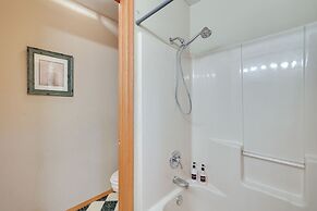 Peaceful Pineville Vacation Rental w/ Grill!