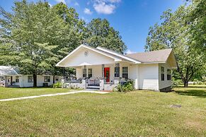 Historic Arab Home: 12 Mi to Guntersville Lake!