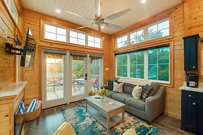 ~ 11 Mi to Lake Whitney: Tree-lined Cabin w/ Deck