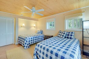 Spacious Lakefront New Auburn Home w/ Sunroom