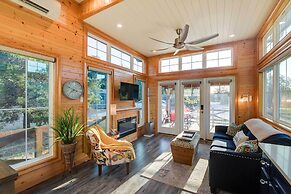 Shared Outdoor Pool & Patio: Whitney Retreat!