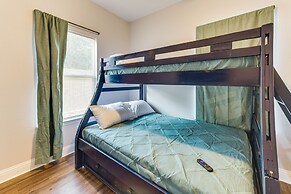 Texas Family Home w/ Hot Tub: 1 Mi to Lake Whitney