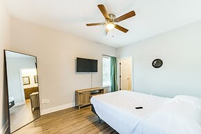 Texas Family Home w/ Hot Tub: 1 Mi to Lake Whitney