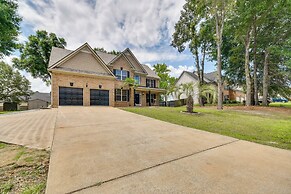 Fort Mitchell Vacation Rental w/ Home Office!