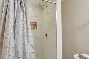 Baltimore Home w/ Deck, 9 Mi to Downtown!