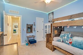 Quaint Noble Home: 6 Mi to University of Oklahoma!