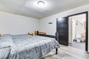 Olympic Peninsula Vacation Rental: 1 Mi to Water