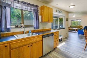 Olympic Peninsula Vacation Rental: 1 Mi to Water