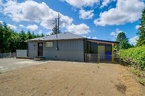 Olympic Peninsula Vacation Rental: 1 Mi to Water