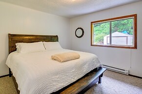 Seiku Vacation Rental w/ Deck & Ocean Views