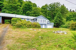 Seiku Vacation Rental w/ Deck & Ocean Views