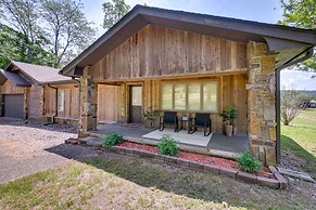 Family-friendly Jessieville Home: 1 Mi to Water!