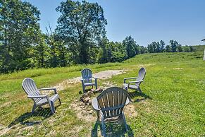 Creek, Trails & Falls! Rural Red River Gorge Cabin