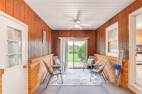 1 Mi to Hersheypark: Home w/ Patio in Hershey!