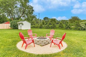 1 Mi to Hersheypark: Home w/ Patio in Hershey!