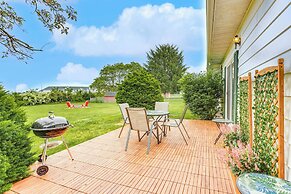 1 Mi to Hersheypark: Home w/ Patio in Hershey!