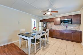 Riverfront Edenton Condo w/ Porch & Boat Ramp!