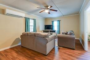 Riverfront Edenton Condo w/ Porch & Boat Ramp!