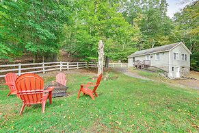 Cozy Dingmans Ferry Home w/ Grill, Near Waterfalls