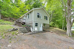 Cozy Dingmans Ferry Home w/ Grill, Near Waterfalls