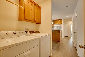 Family-friendly Lansing Home With Covered Balcony!