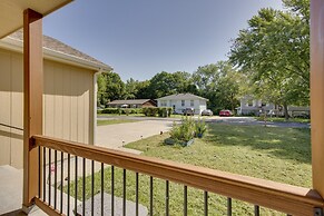 Family-friendly Lansing Home With Covered Balcony!