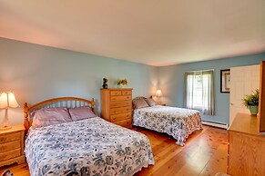 Pittsfield Home w/ Deck - 12 Mi to Jiminy Peak!