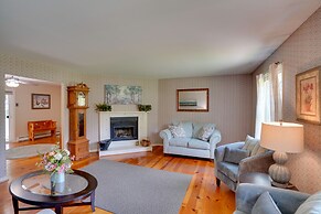 Pittsfield Home w/ Deck - 12 Mi to Jiminy Peak!