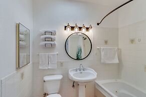 Eloy Retreat w/ Pool Access + Central A/c!