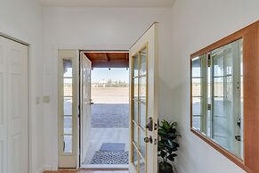 Eloy Retreat w/ Pool Access + Central A/c!