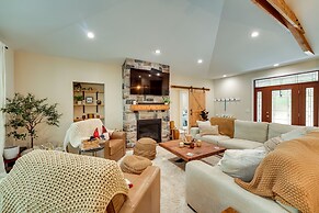 Waterfront Michigan Getaway w/ Private Dock