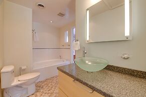 Lottsburg House w/ Private Pool + Fireplace