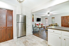Charming Apartment in Downtown Georgetown!