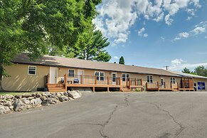 Chippewa Falls Getaway w/ Community Lake Access!