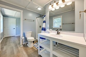 Chippewa Falls Getaway w/ Community Lake Access!