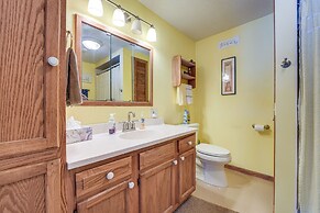 Charming Battle Creek Cottage w/ Dock!