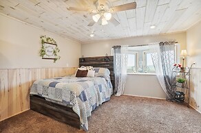 Charming Mio Family Retreat Near Mio Dam Pond!