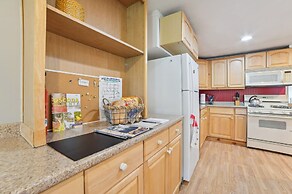 Charming Mio Family Retreat Near Mio Dam Pond!