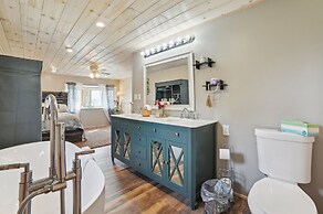 Charming Mio Family Retreat Near Mio Dam Pond!