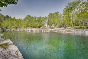 Enchanting Dorset Mountain Home w/ Stunning Views!